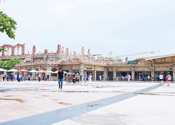 Khách du lịch tại đảo ngọc Phú Quốc.